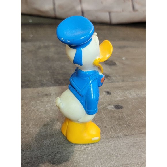 Donald Duck Walt Disney production waving smiling toy figure - Picture 4 of 4